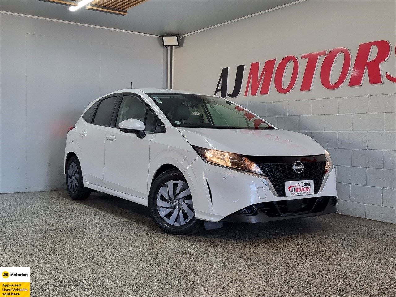 Vehicle image 1
