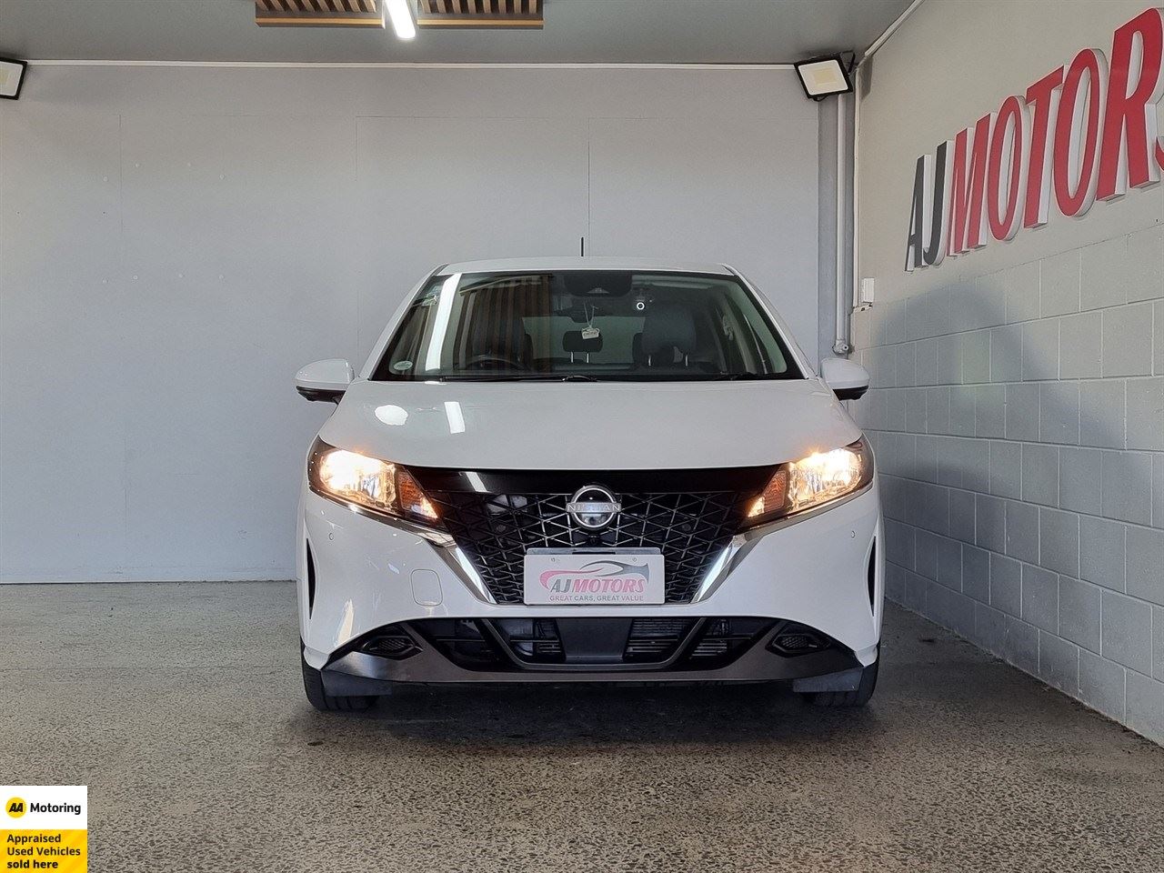 Vehicle image 2