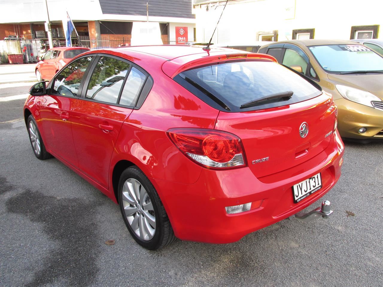 Vehicle image 4