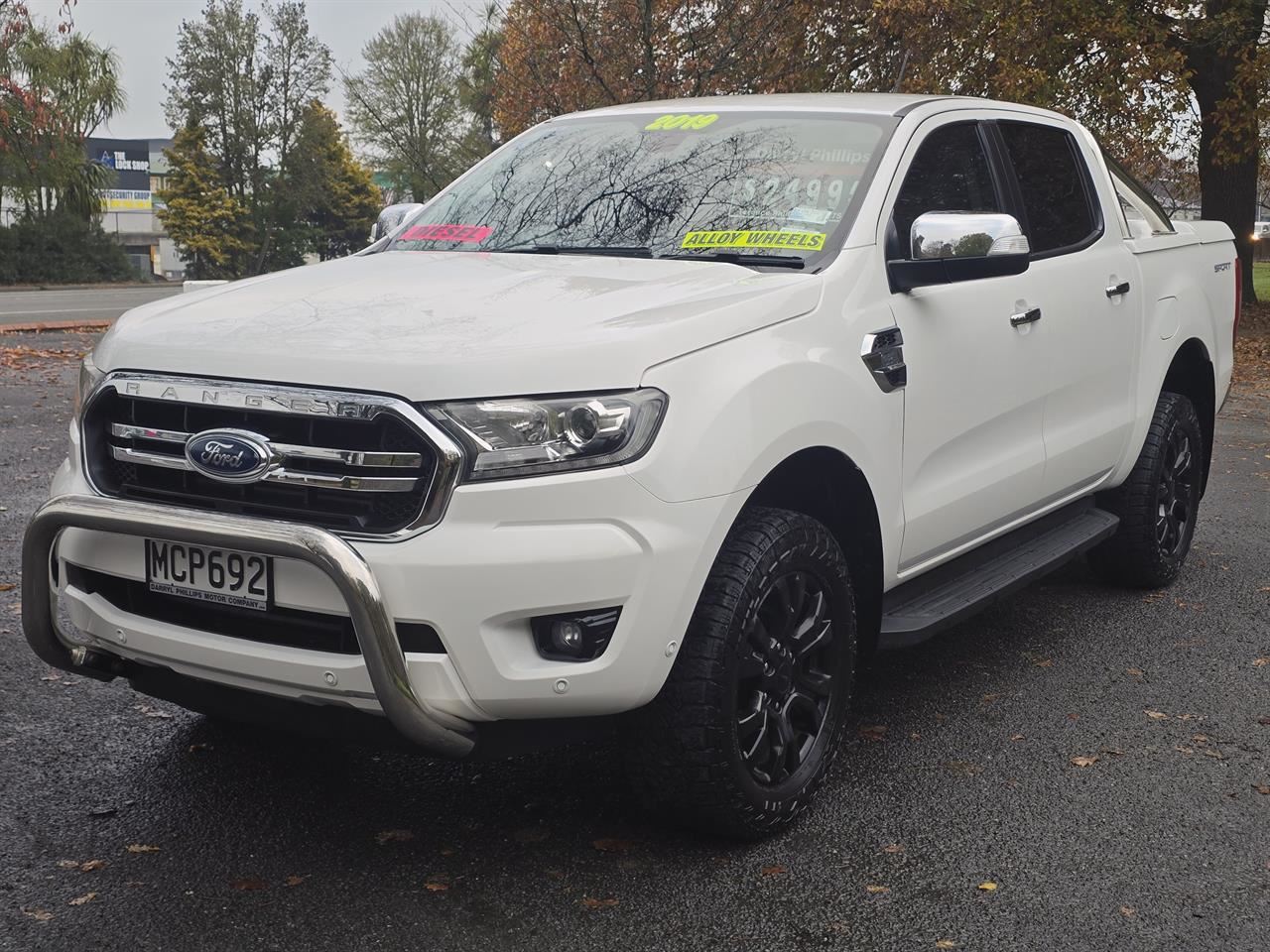 Vehicle image 3