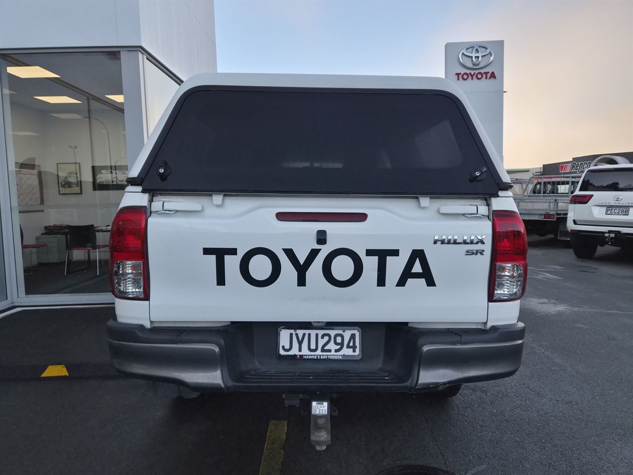 Vehicle image 4