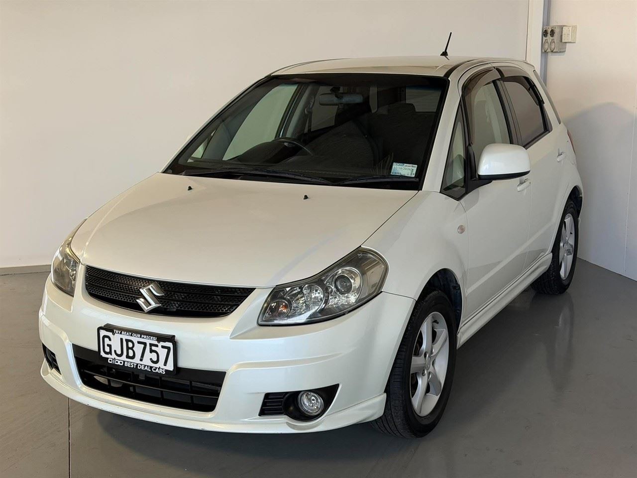 Vehicle image 3