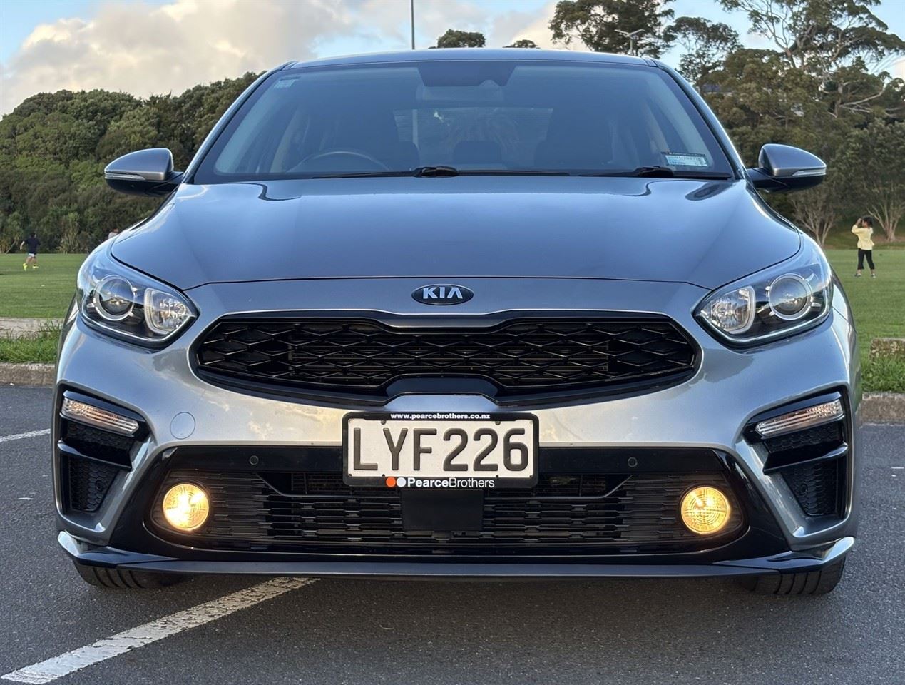 Vehicle image 5