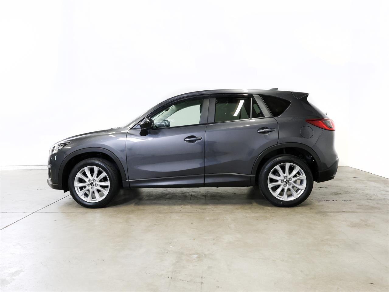 Vehicle image 5