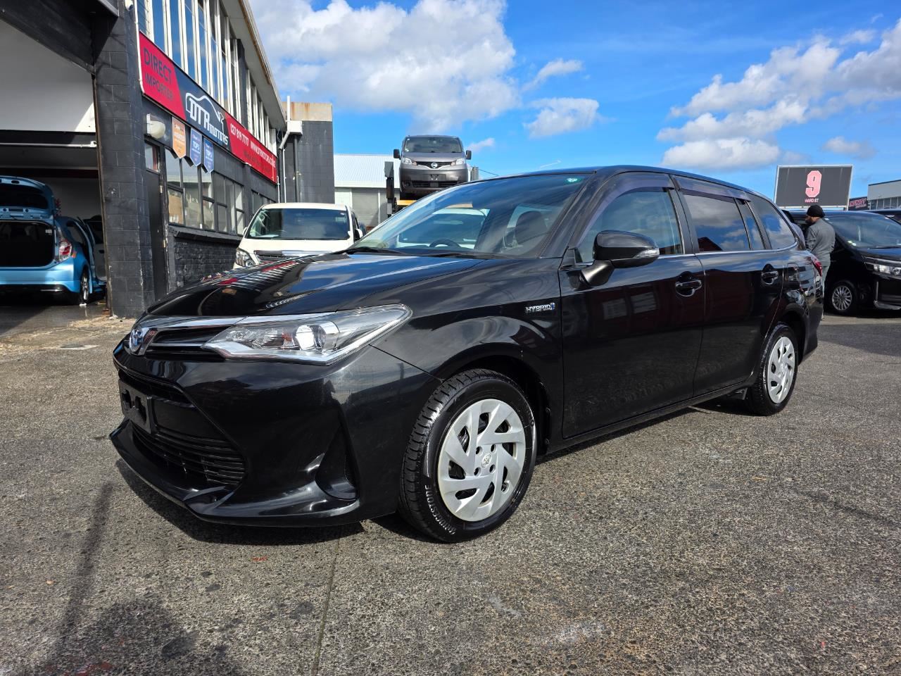 Vehicle image 4