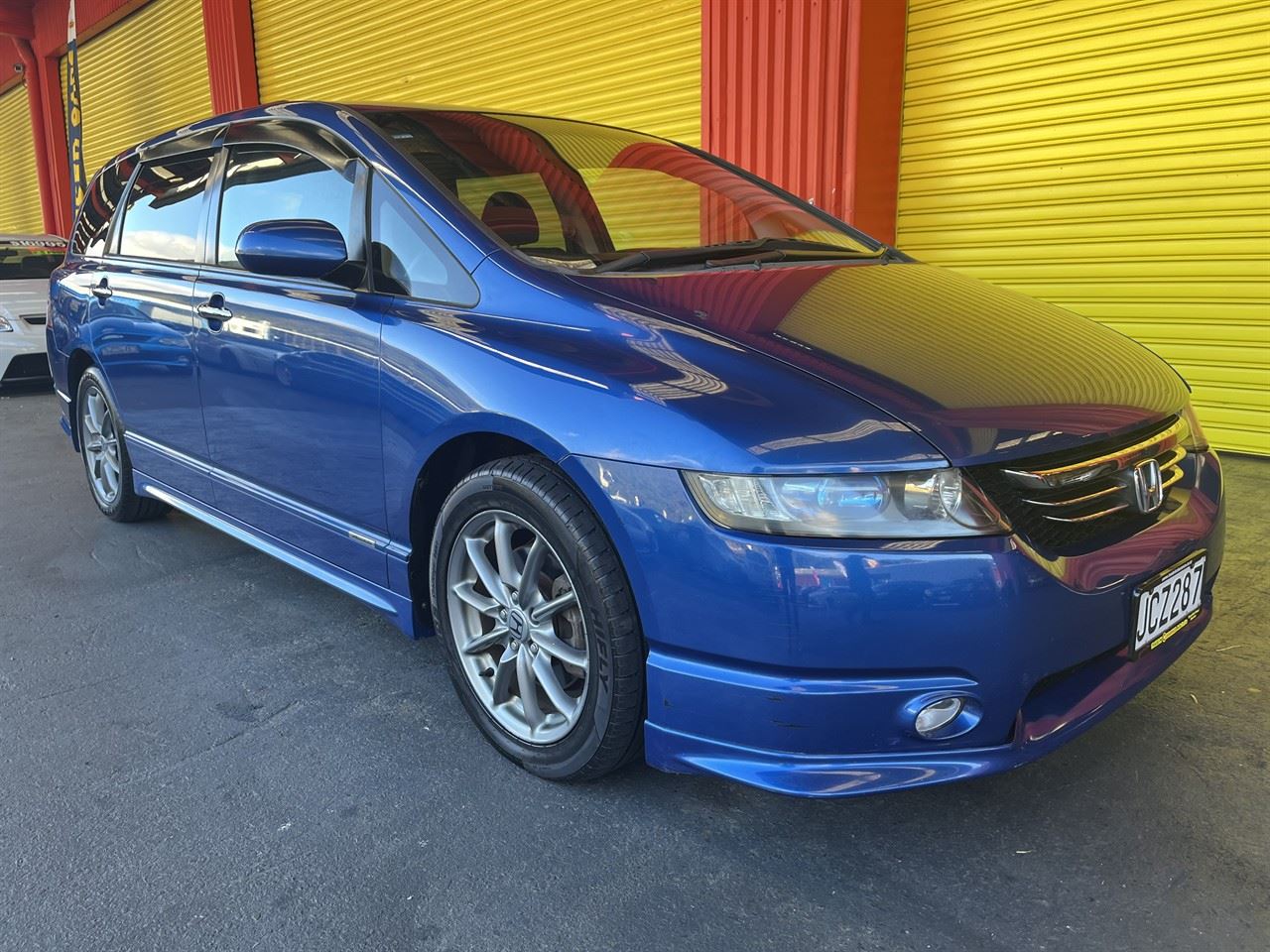 Vehicle image 1