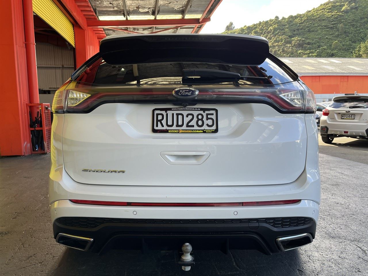 Vehicle image 5