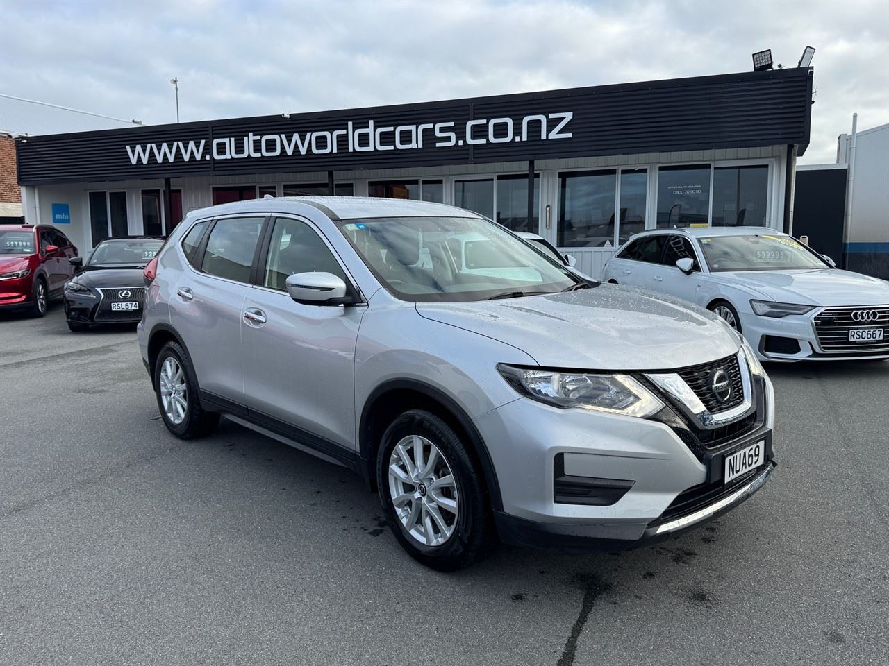 Vehicle image 1