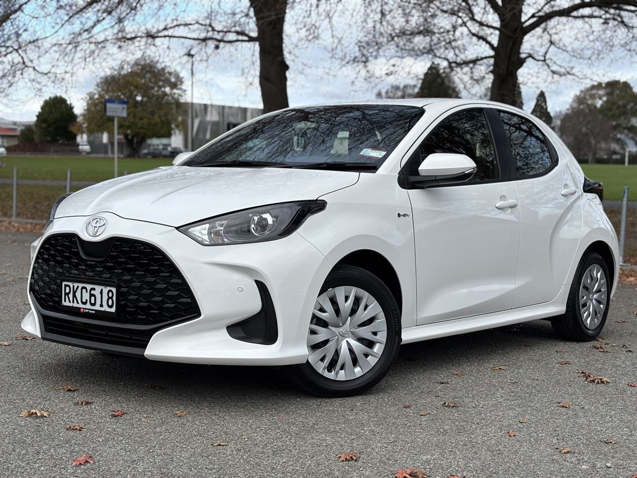 Vehicle image 3
