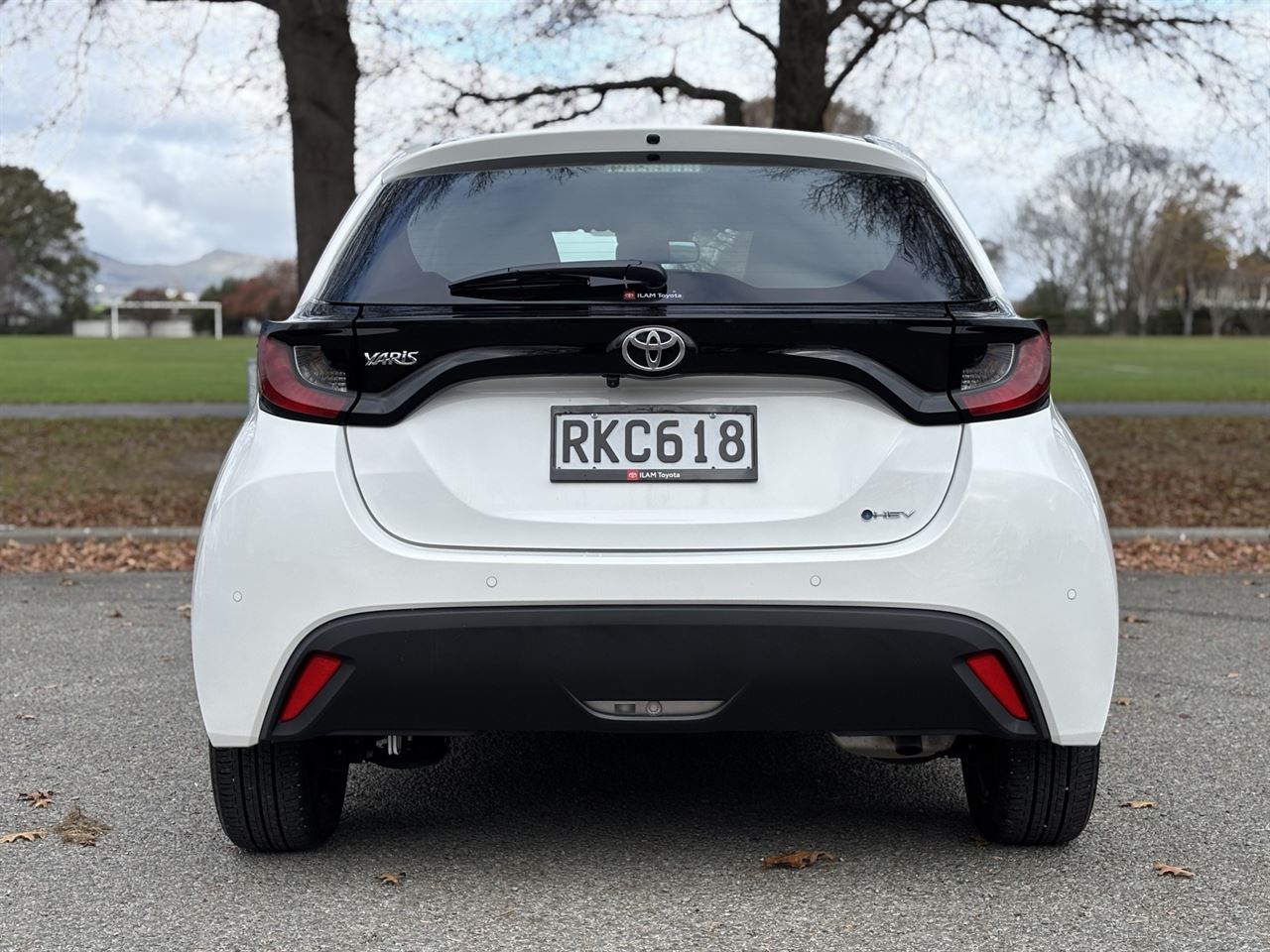 Vehicle image 4