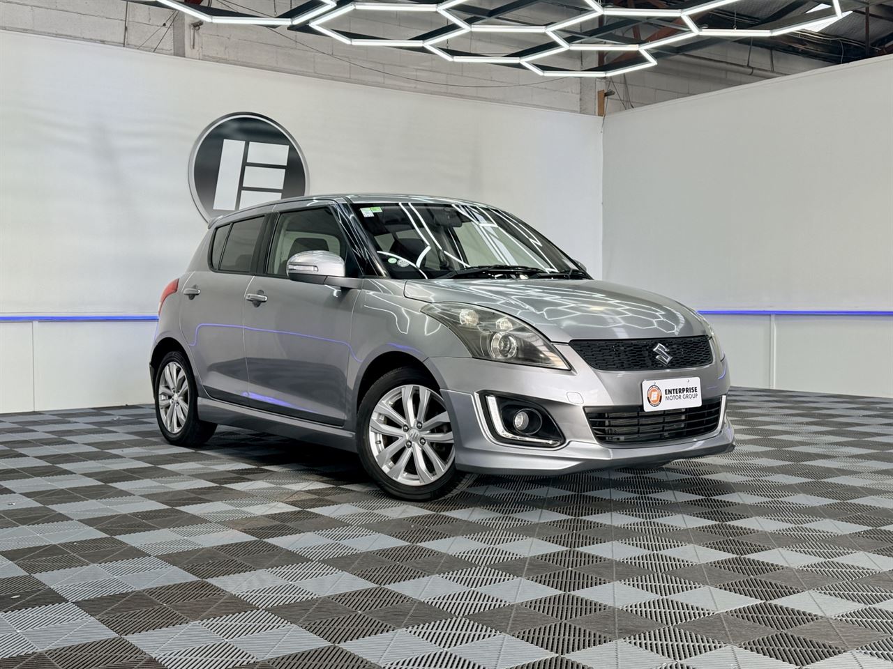 Vehicle image 1