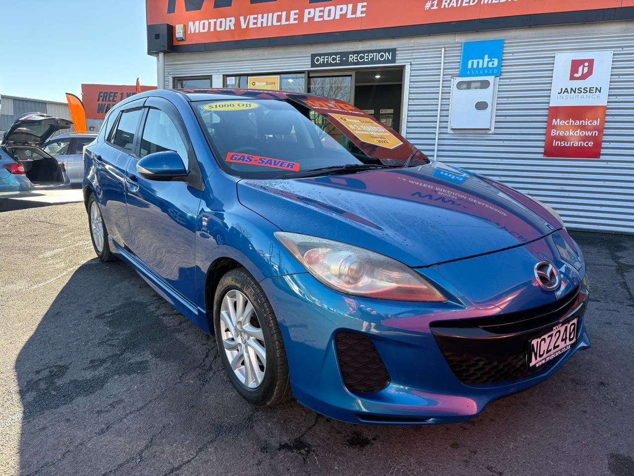 Vehicle image 3