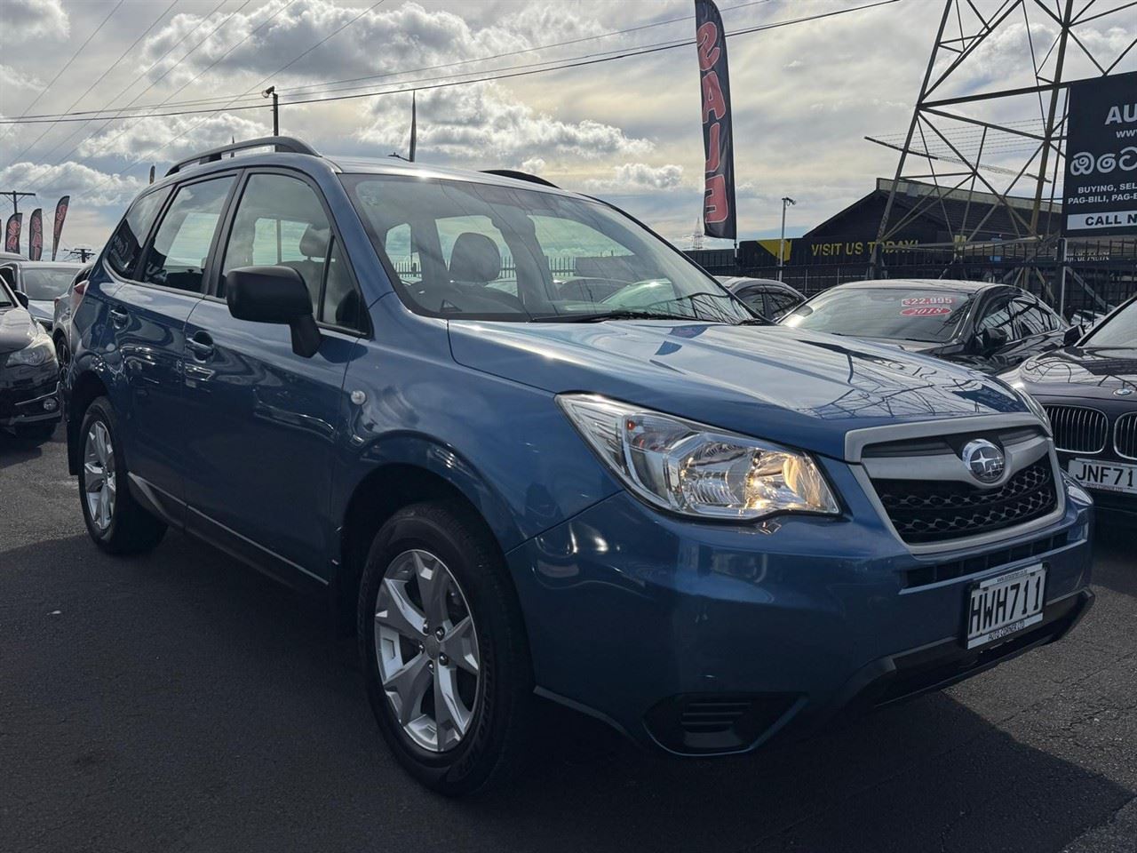 Vehicle image 5