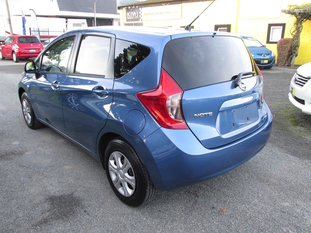 Vehicle image 4