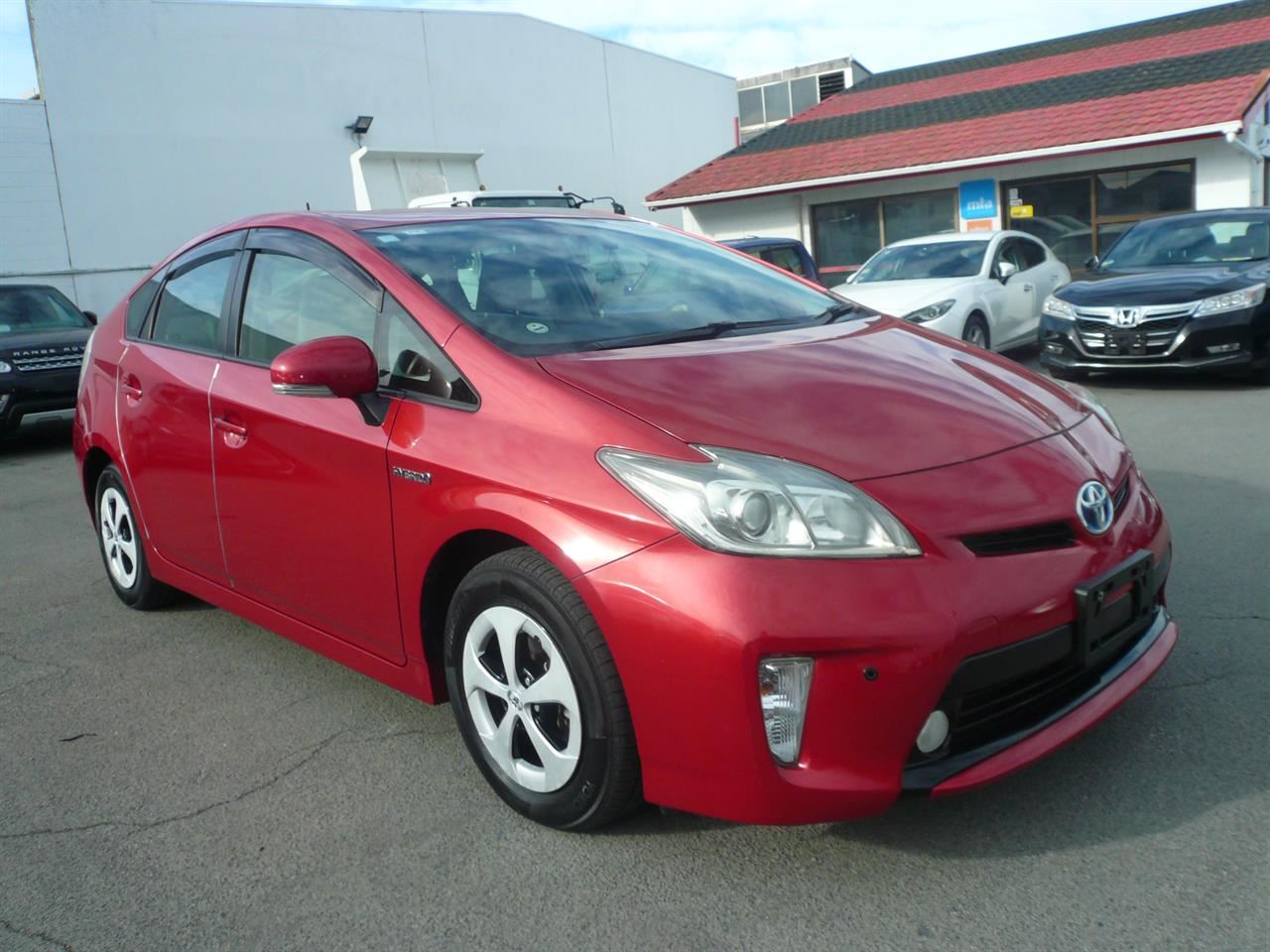 Vehicle image 3