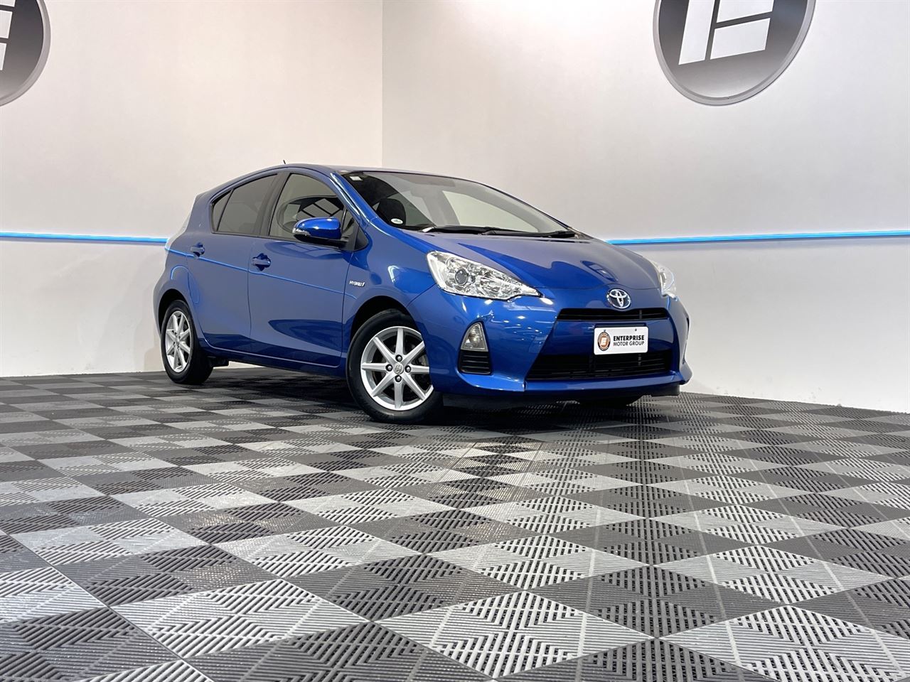 Vehicle image 1