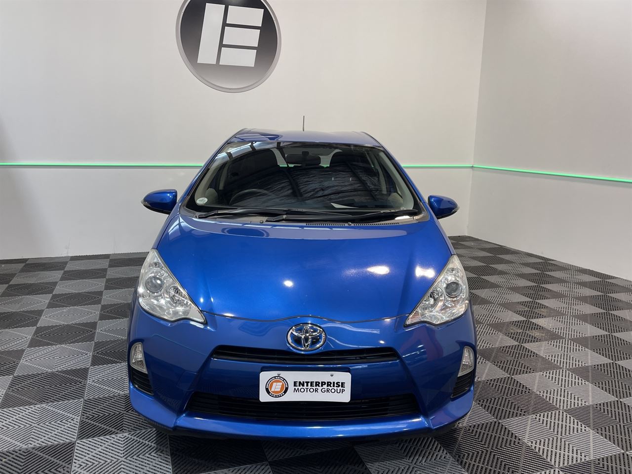 Vehicle image 2