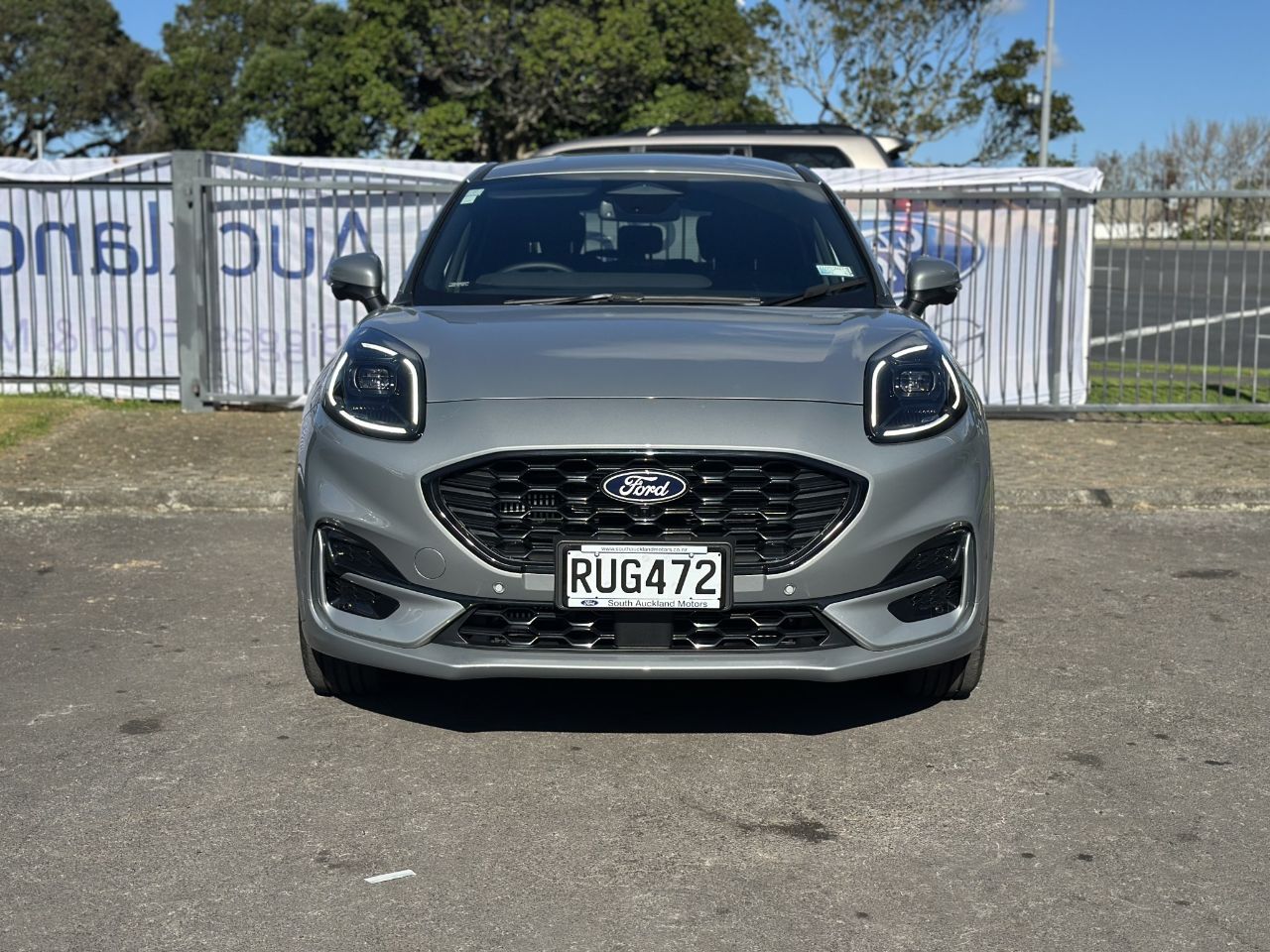 Vehicle image 2