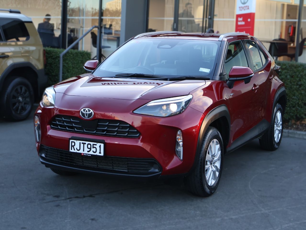Vehicle image 3