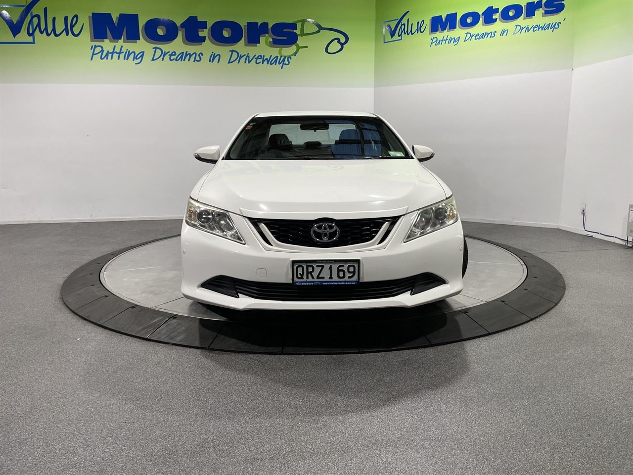 Vehicle image 2