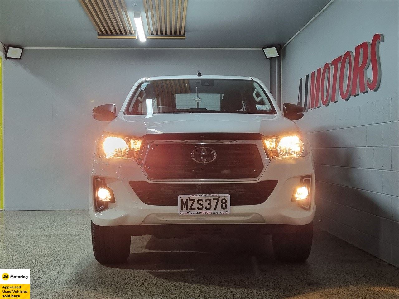 Vehicle image 2