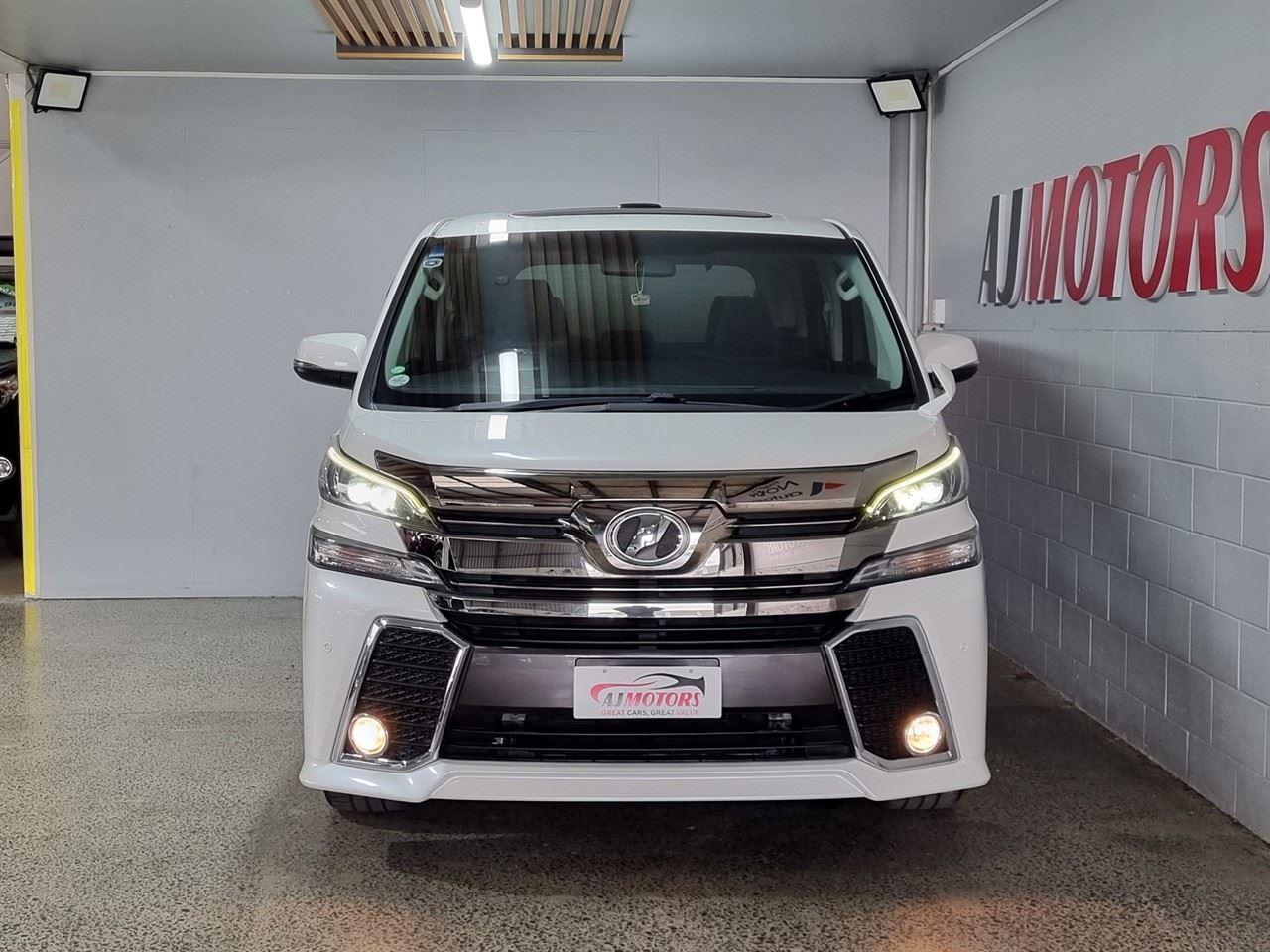 Vehicle image 2