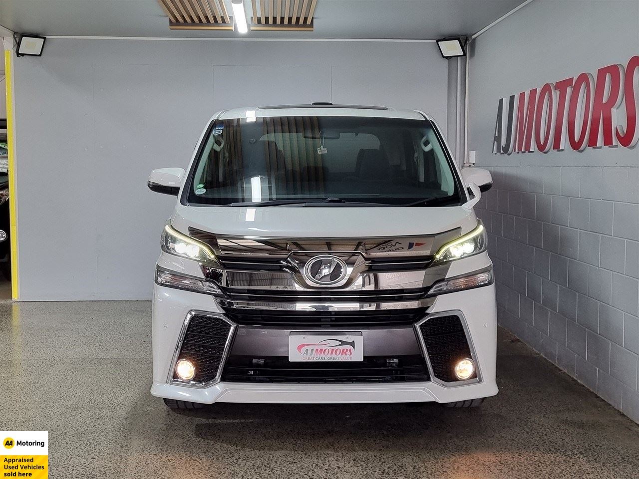 Vehicle image 2