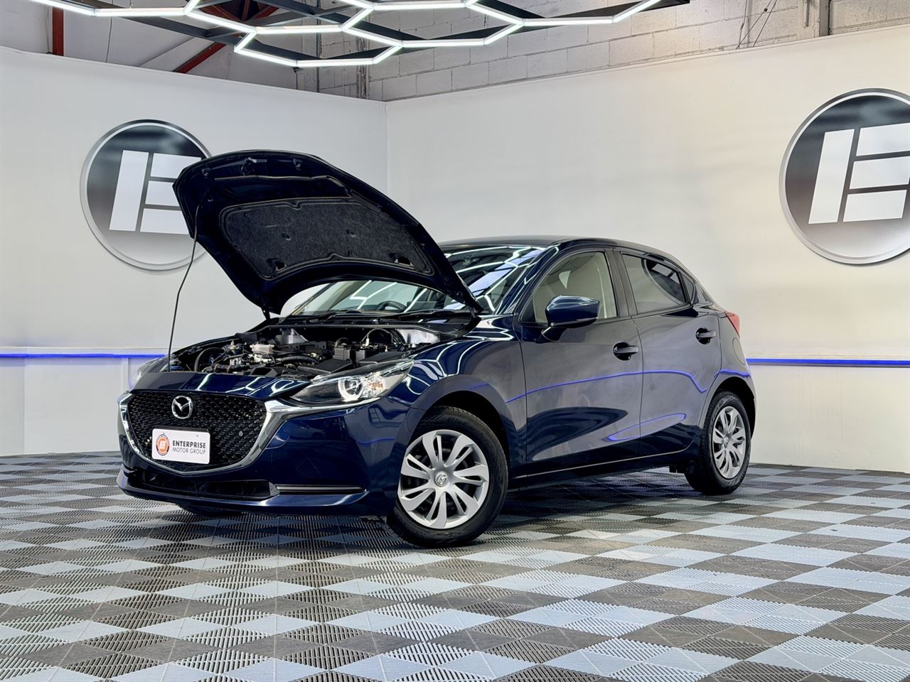 Vehicle image 3