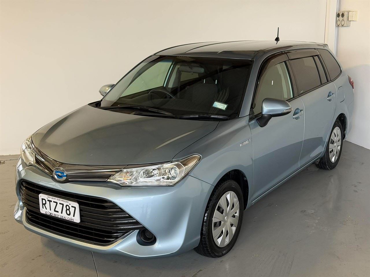 Vehicle image 3