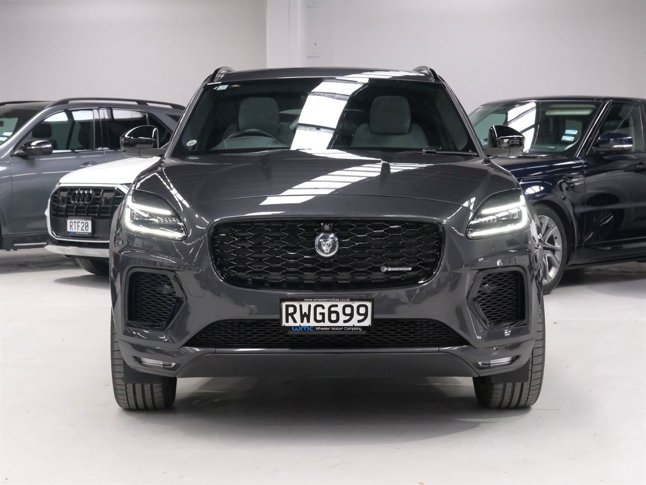Vehicle image 3