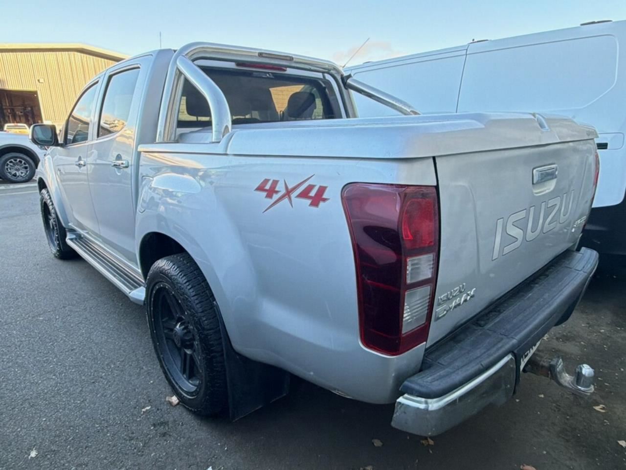 Vehicle image 2