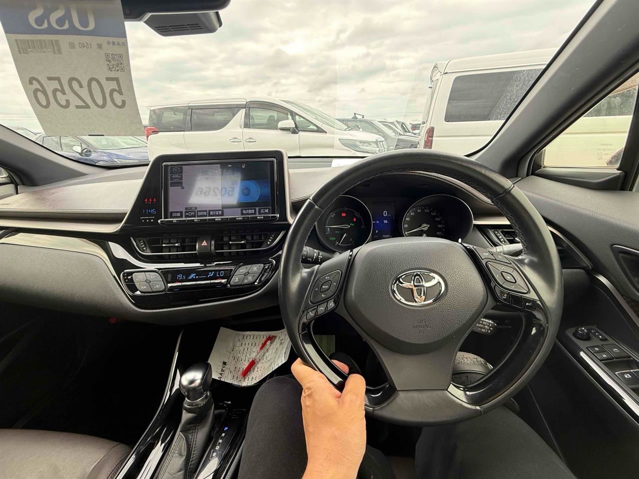 Vehicle image 3