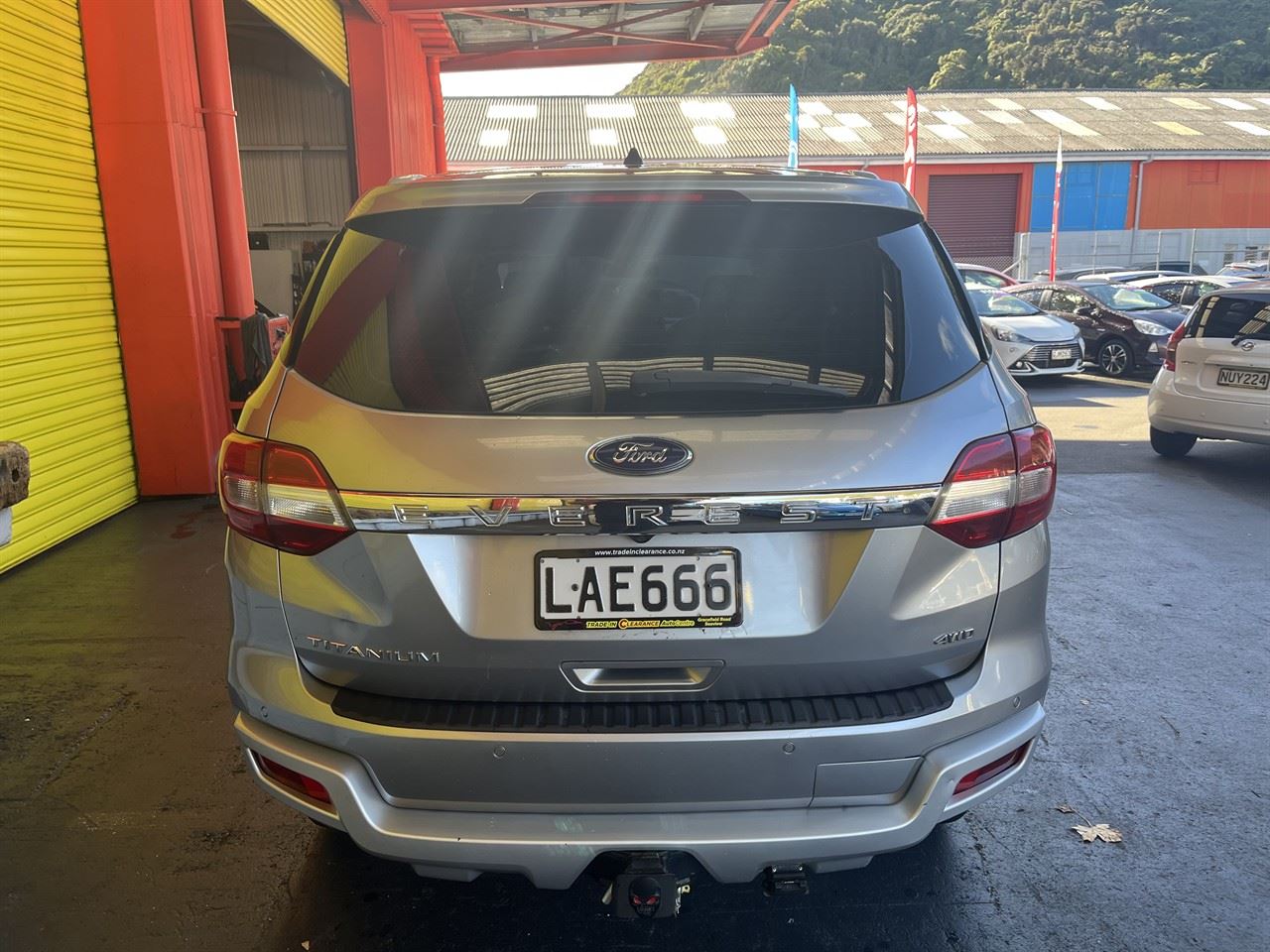 Vehicle image 5