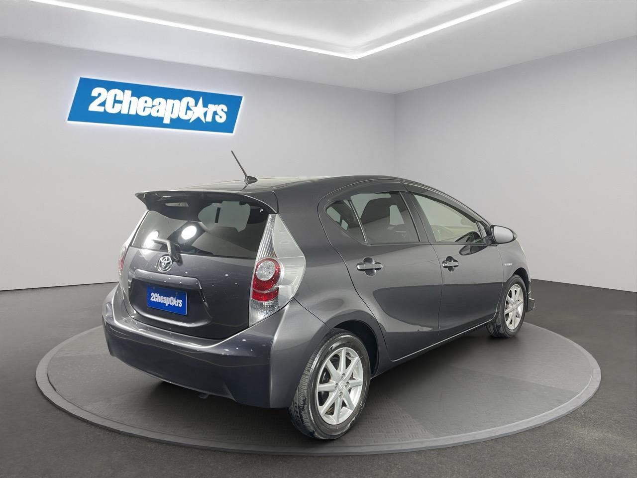 Vehicle image 5