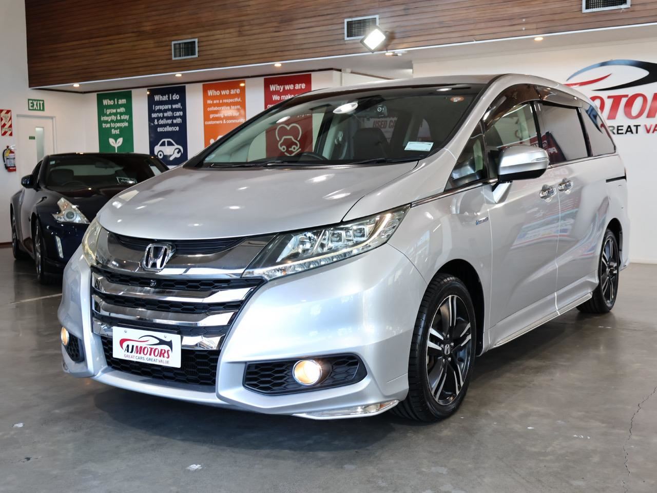 Vehicle image 3