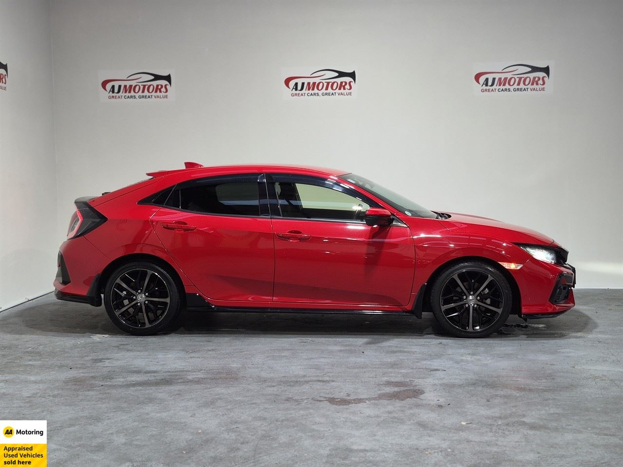 Vehicle image 3