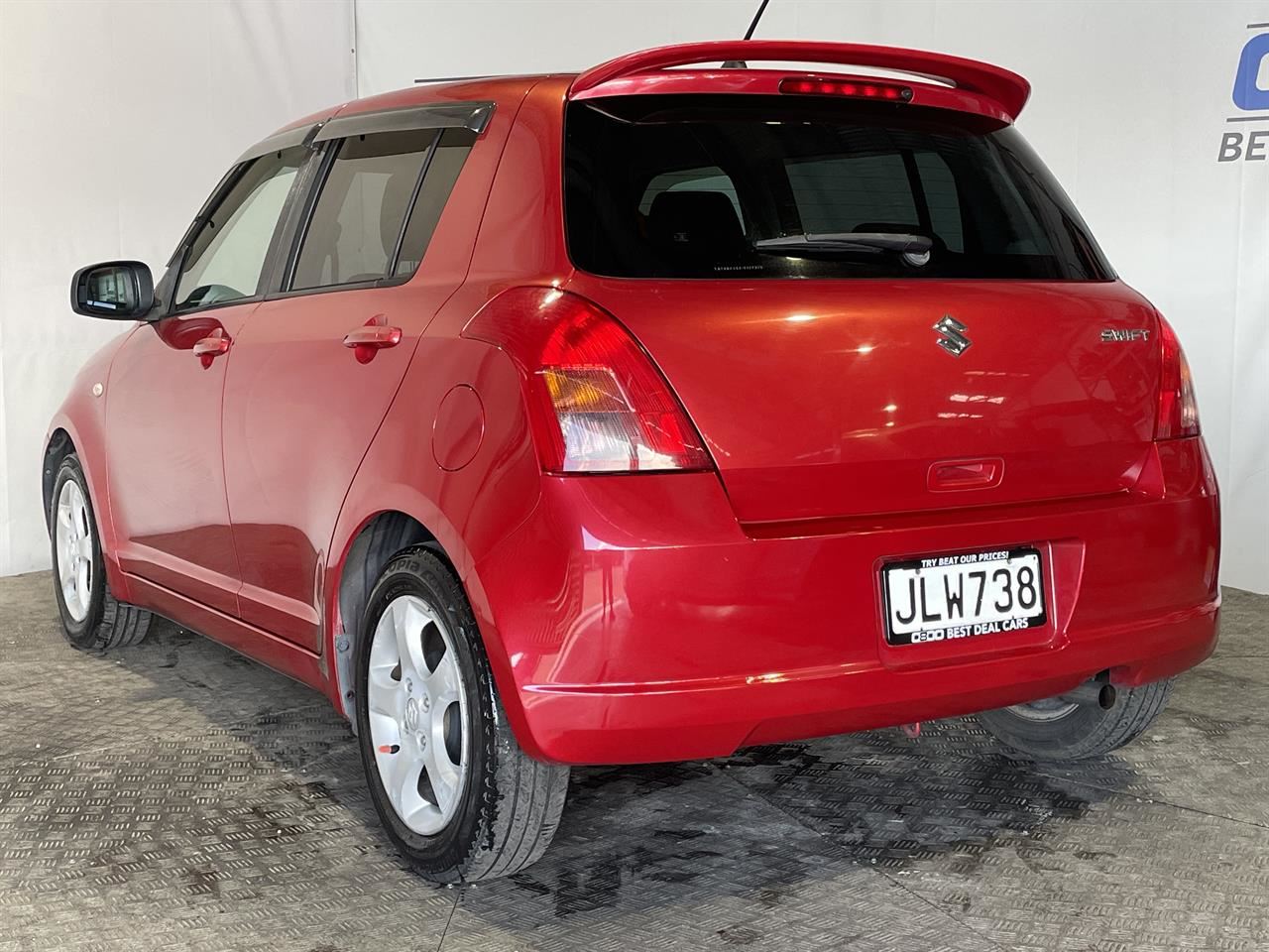 Vehicle image 4