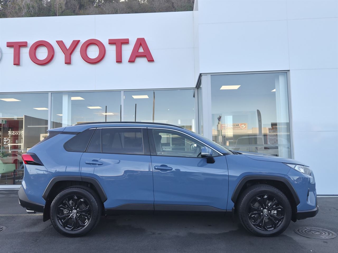 Vehicle image 2