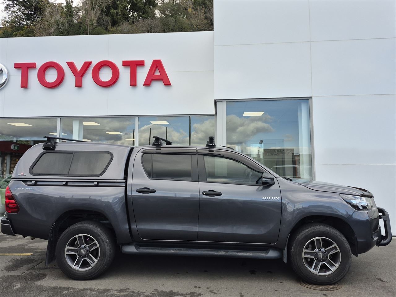 Vehicle image 2