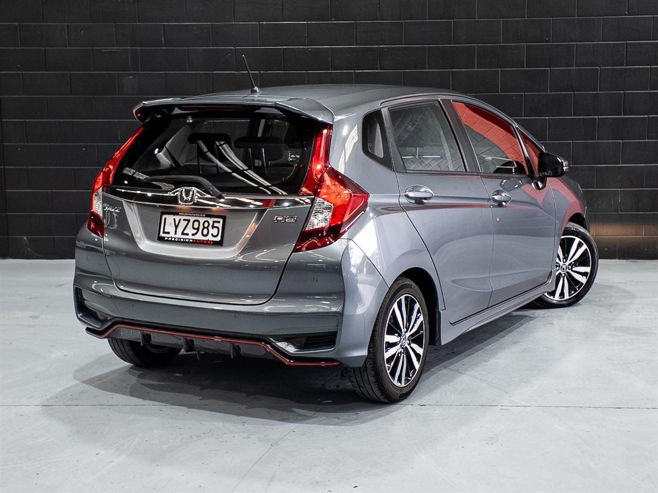 Vehicle image 3