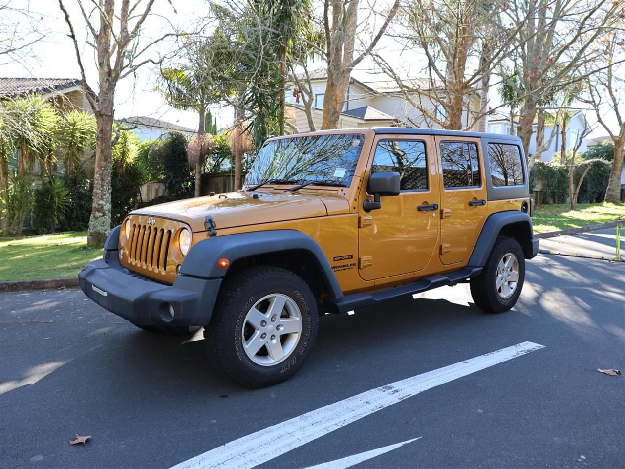 Vehicle image 4