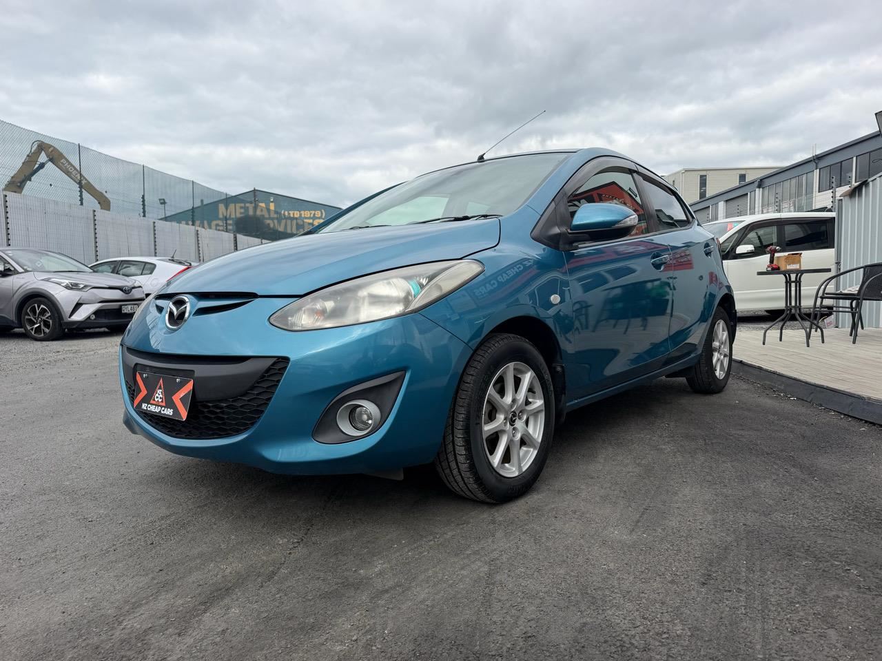 Vehicle image 3