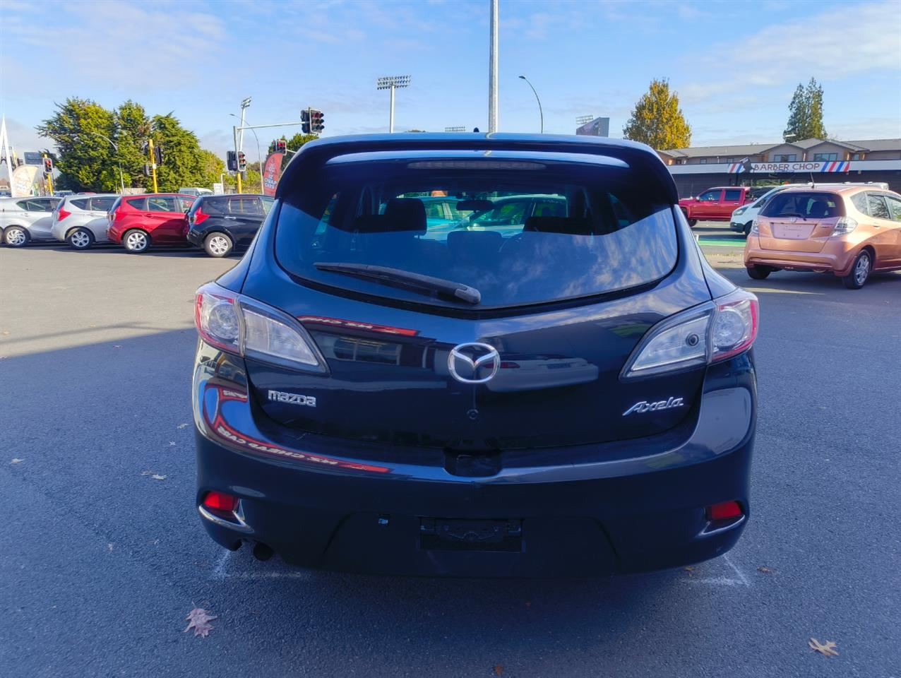 Vehicle image 5