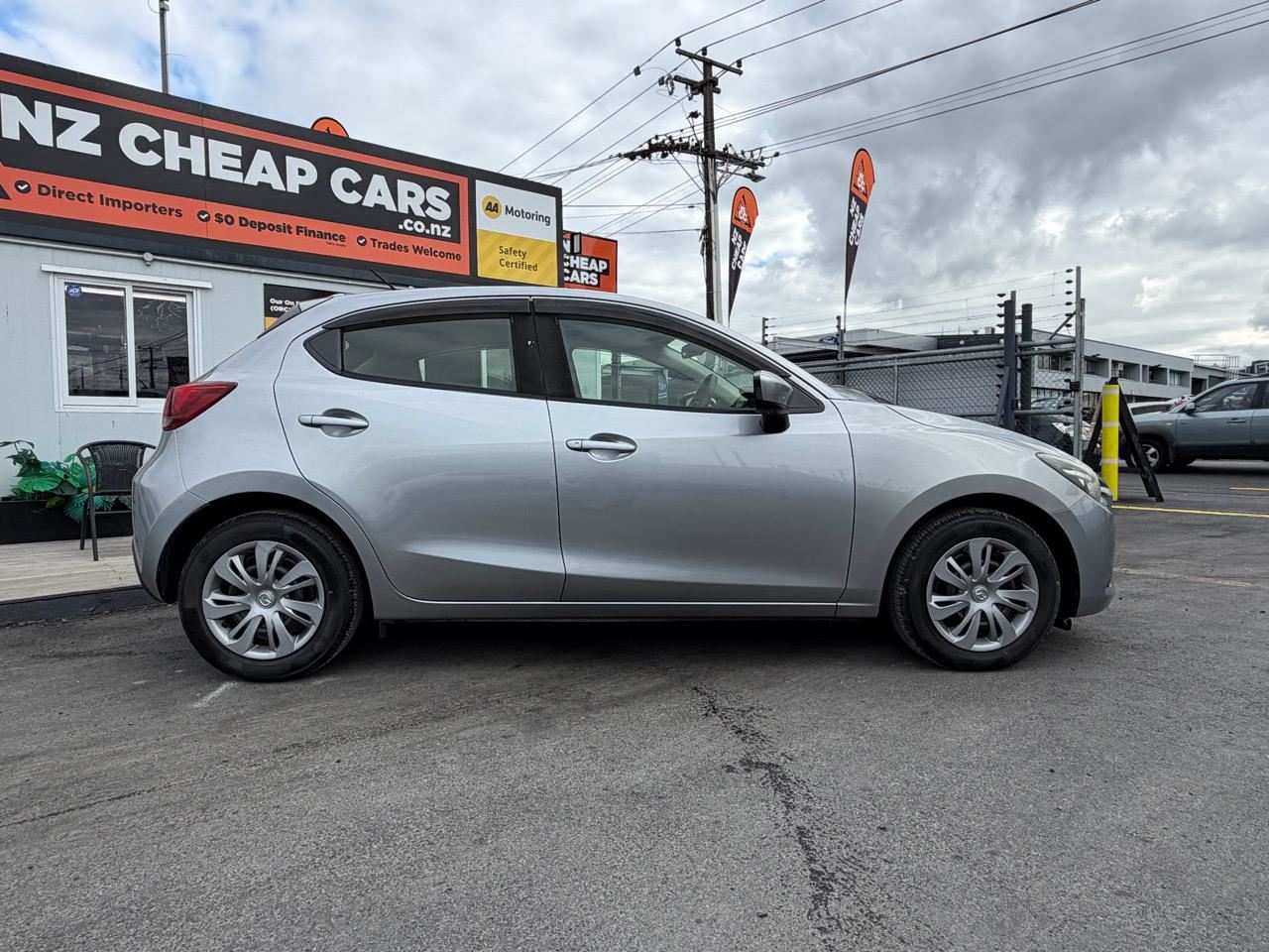 Vehicle image 5