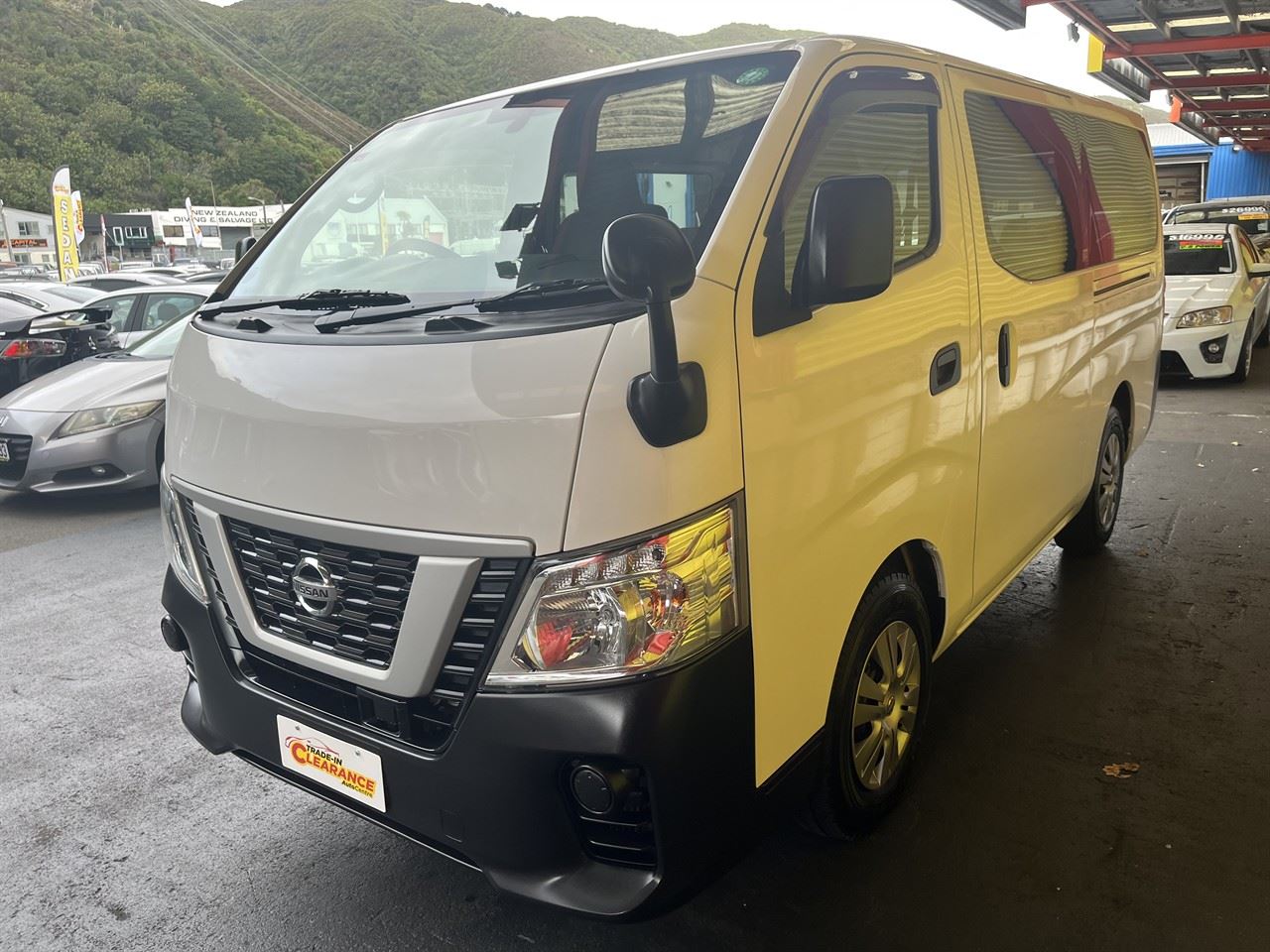 Vehicle image 3