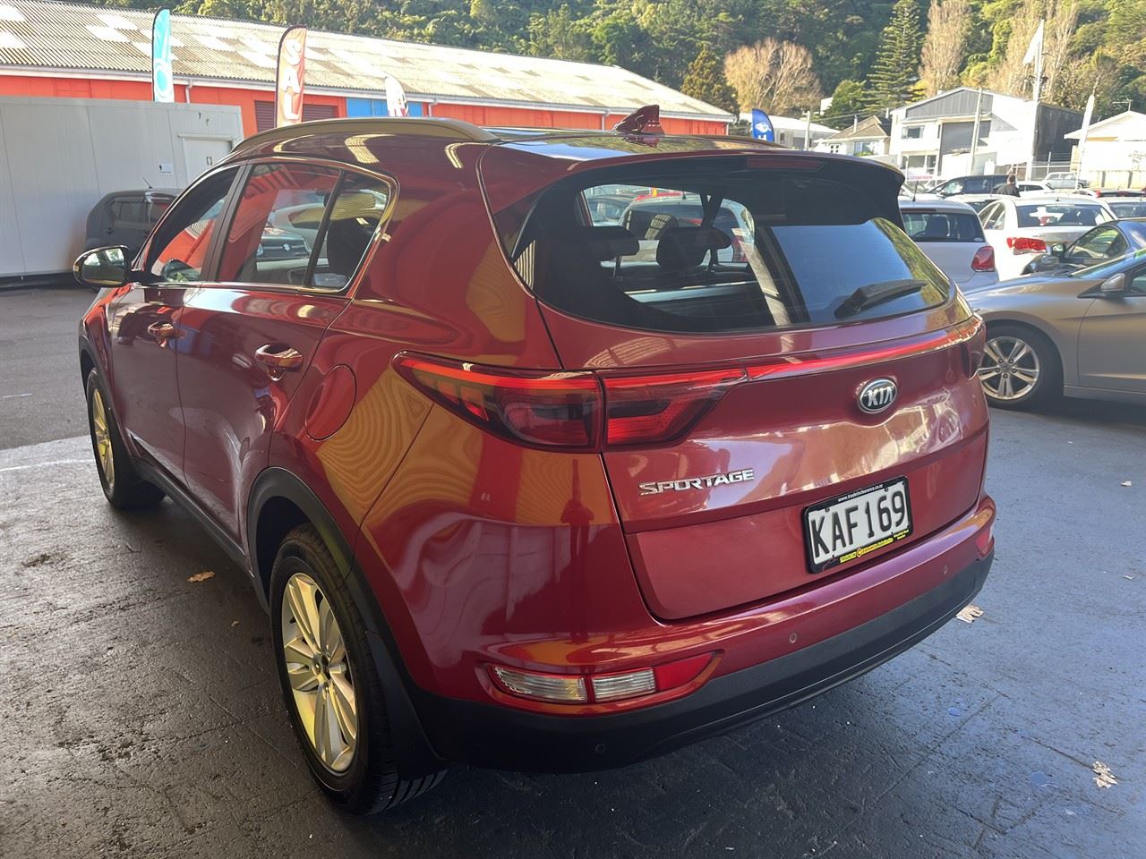 Vehicle image 4