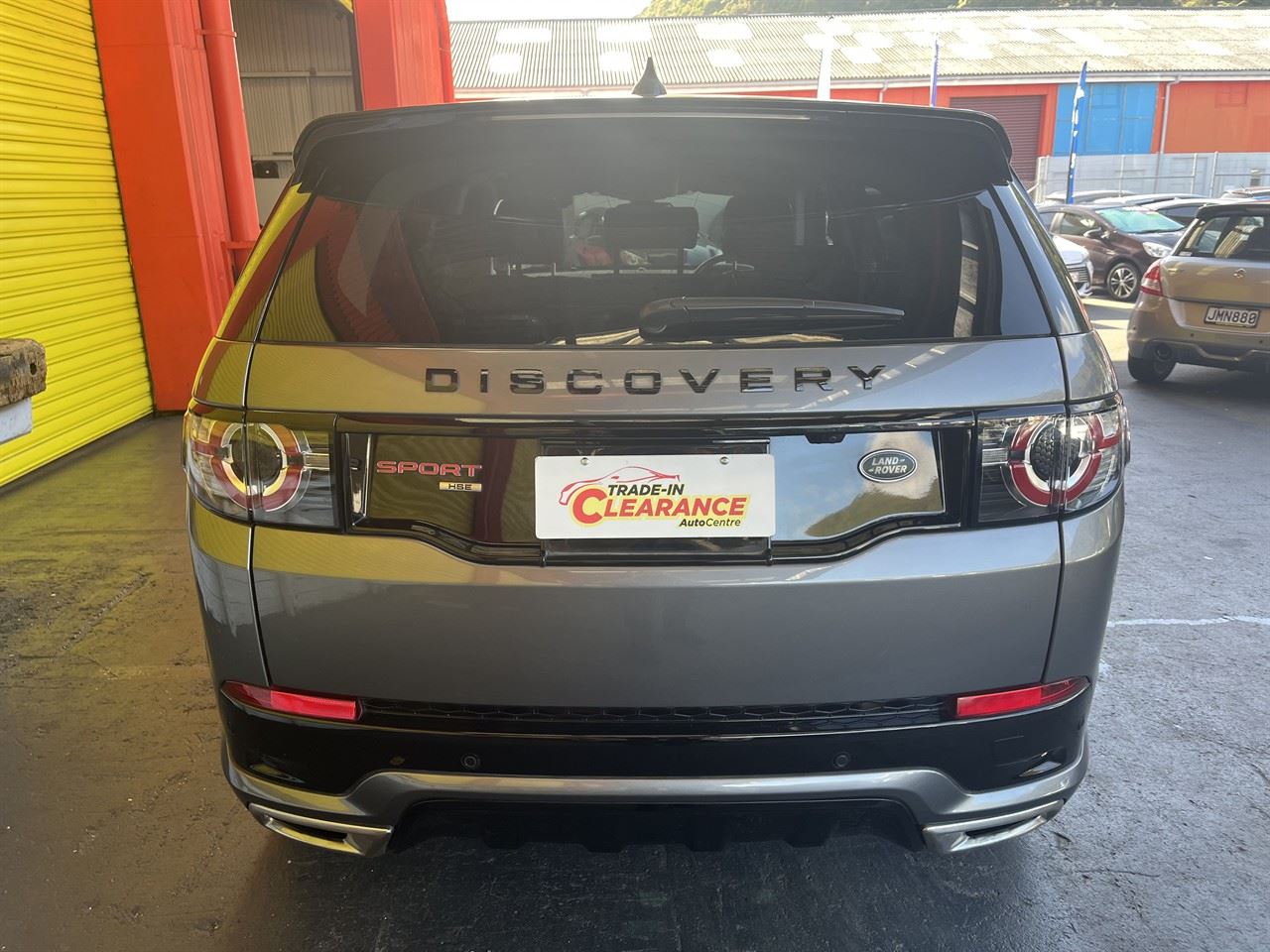 Vehicle image 5