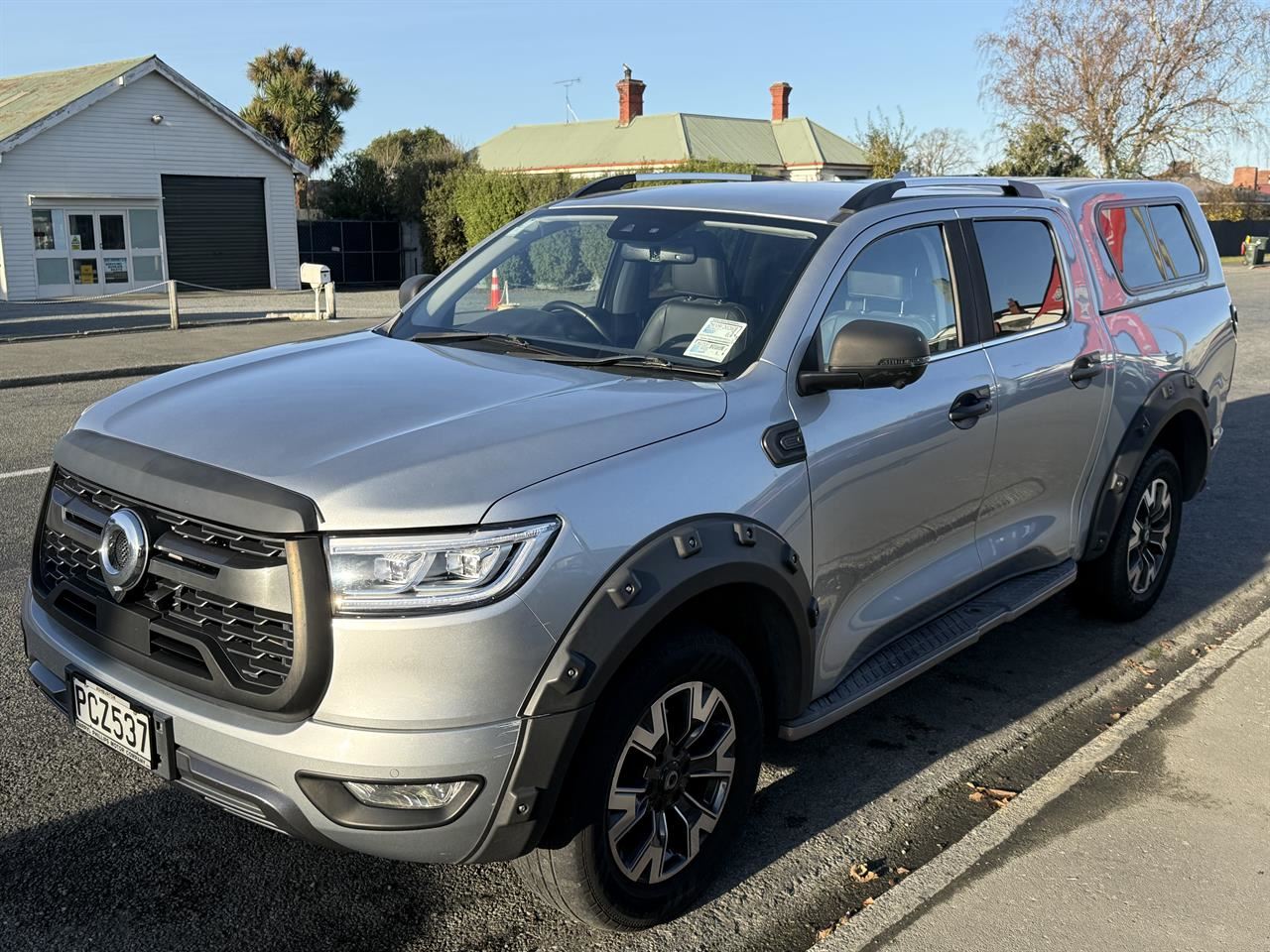 Vehicle image 3