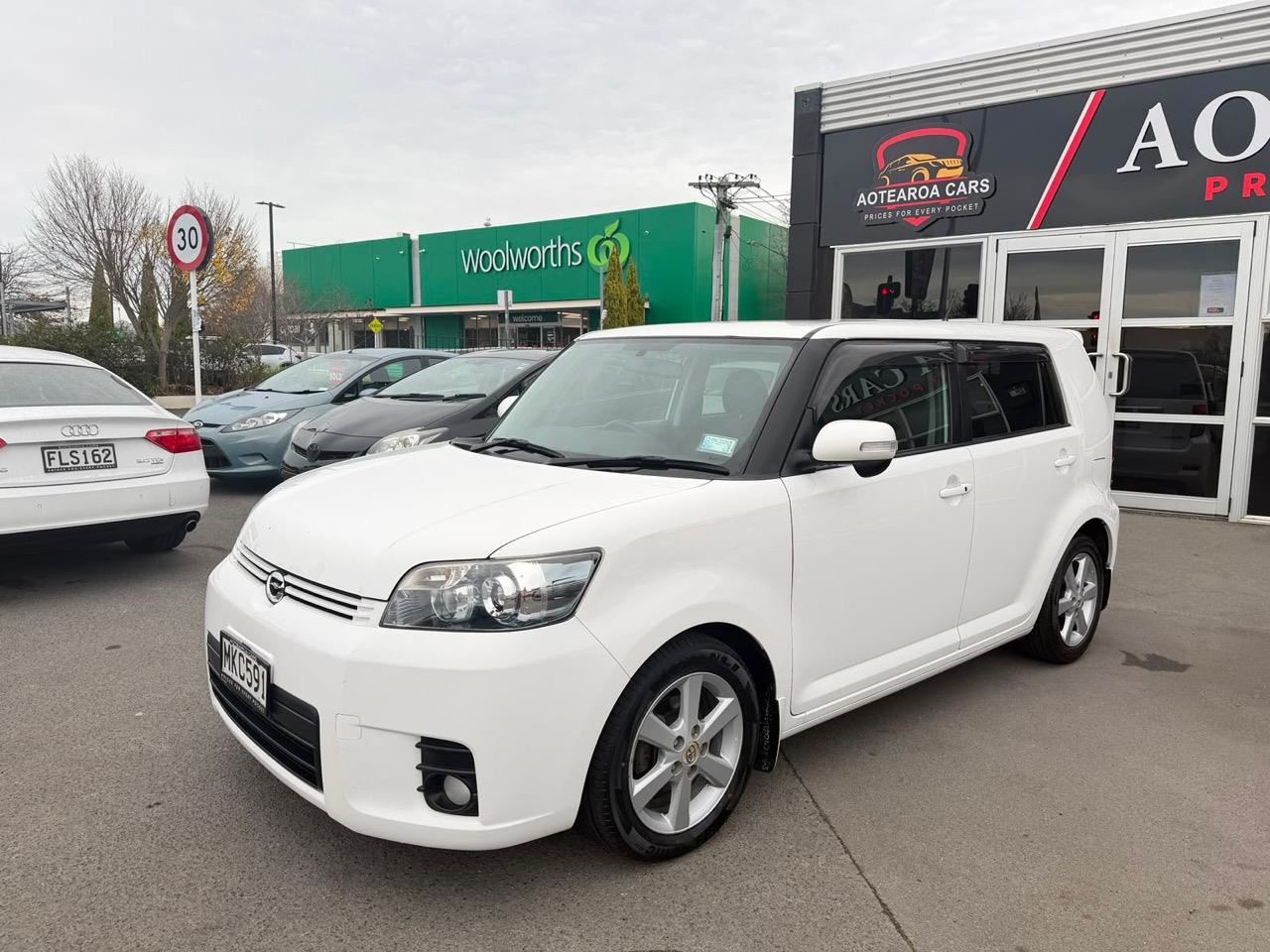 Vehicle image 2