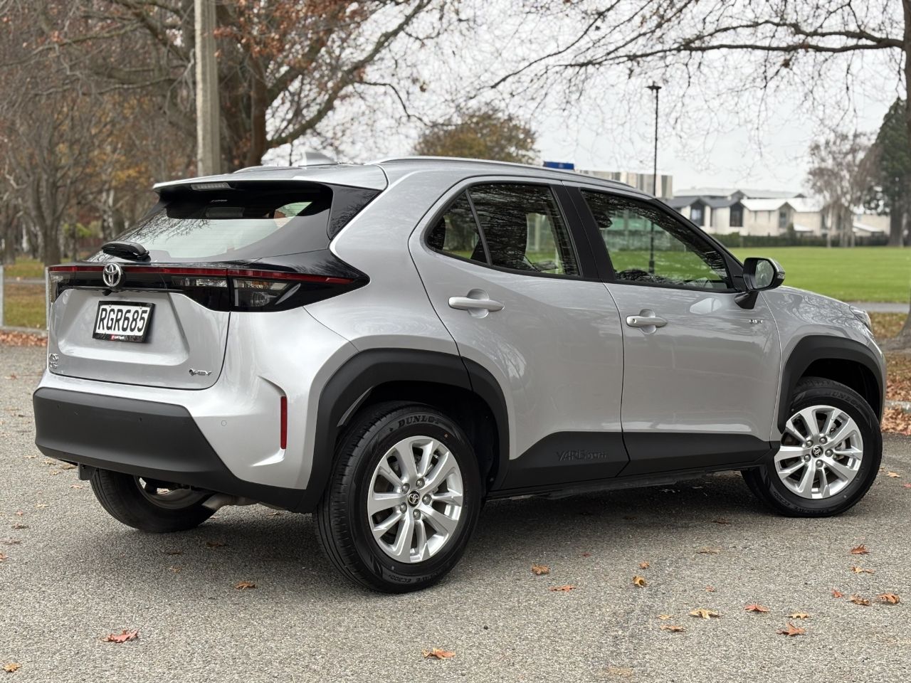 Vehicle image 5